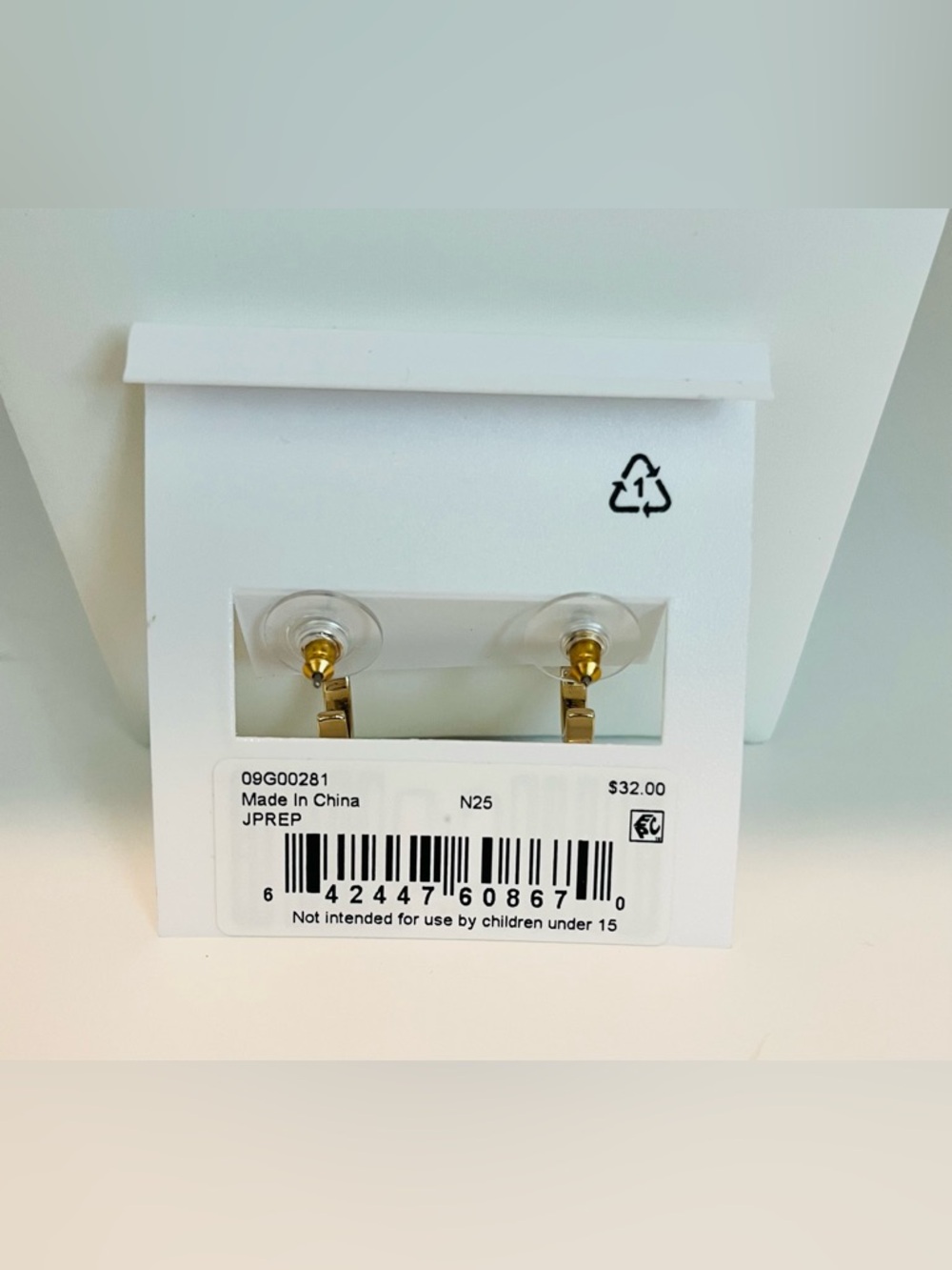 KARL LAGERFELD PARIS
Gold-Tone Imitation Pearl Charm Hoop Earrings - Picture 4 of 5